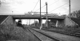 Ansicht der Bahnbrücke